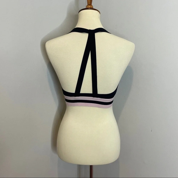 Sweaty Betty‎ Black and Pink Front Zip Bra - Picture 3 of 3